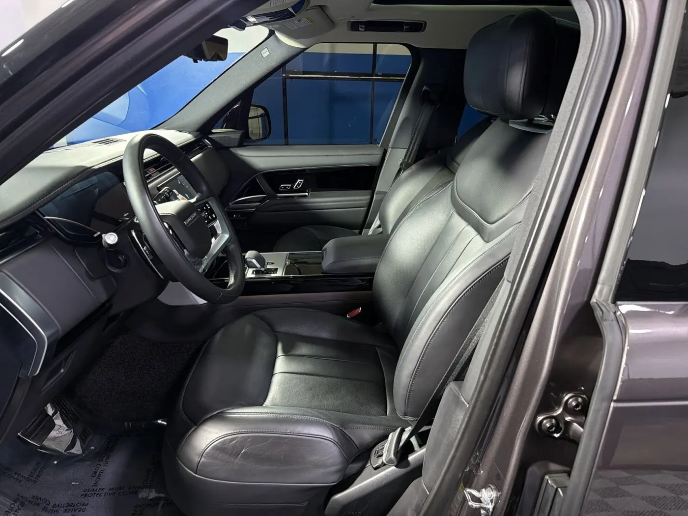 2025 Land Rover Range Rover - $127,618