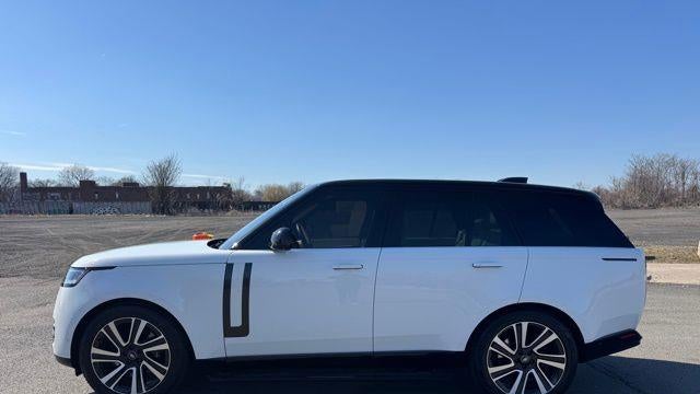 2023 Land Rover Range Rover P530 SE
