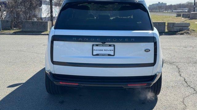 2023 Land Rover Range Rover P530 SE