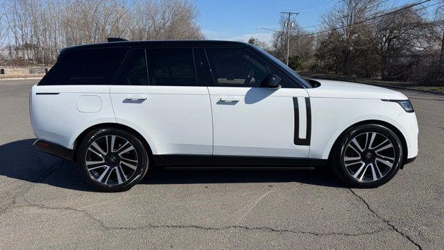 2023 Land Rover Range Rover P530 SE