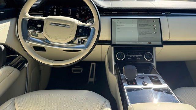 2023 Land Rover Range Rover P530 SE