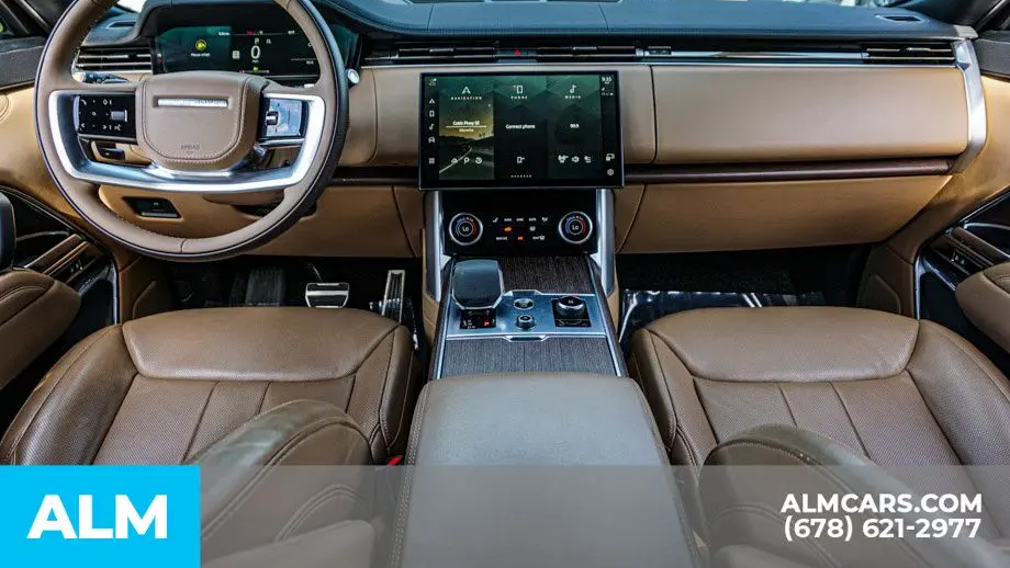 2023 Land Rover Range Rover P530 SE