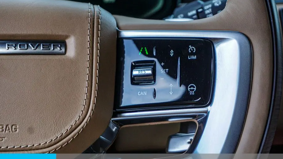 2023 Land Rover Range Rover P530 SE