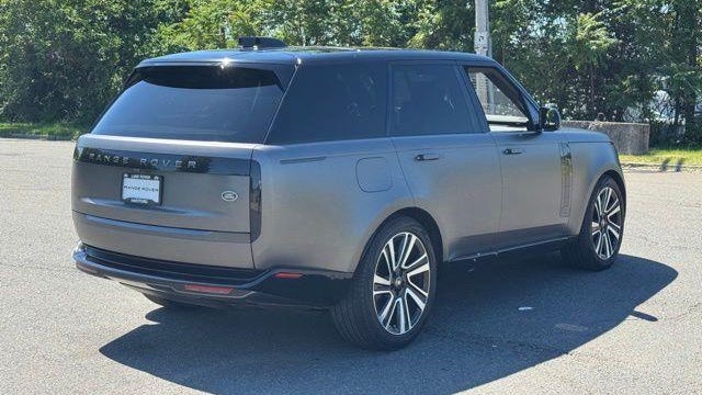 2023 Land Rover Range Rover P530 SE
