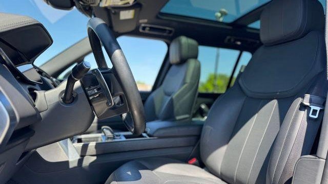 2023 Land Rover Range Rover P530 SE