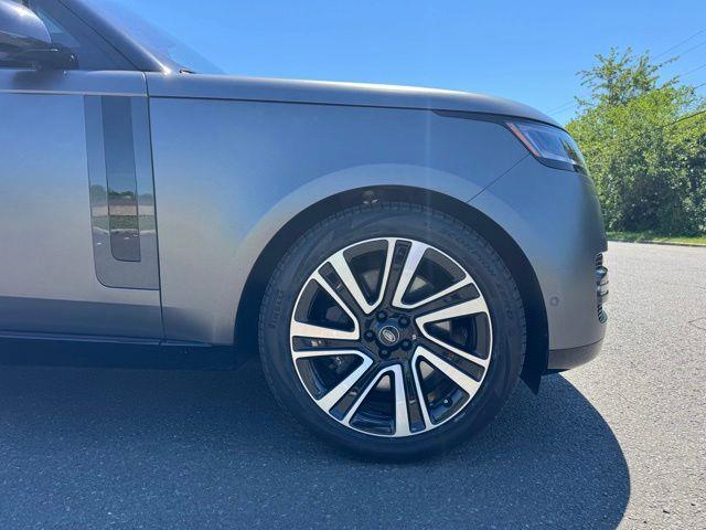 2023 Land Rover Range Rover - $69,889