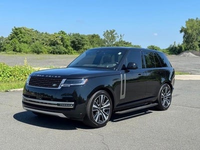 Photo of a 2024 Land Rover Range Rover AWD P530 SE 4DR SUV for sale
