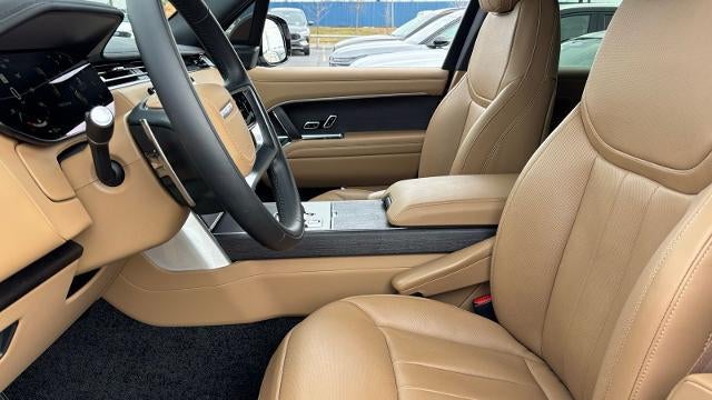 2025 Land Rover Range Rover P530 SE