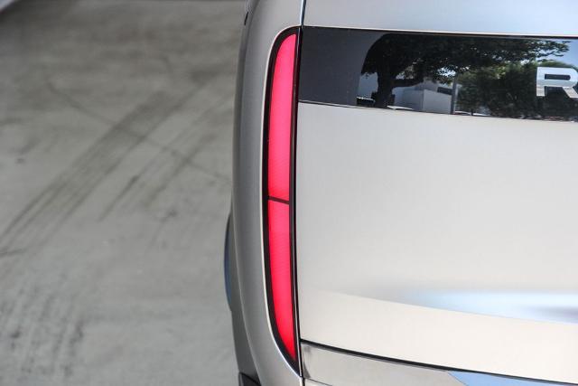 2025 Land Rover Range Rover - $118,995