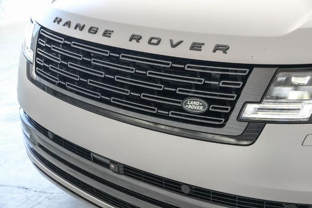 2025 Land Rover Range Rover - $118,995