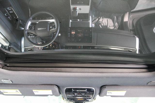 2025 Land Rover Range Rover - $118,995