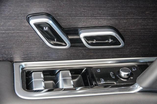 2025 Land Rover Range Rover - $118,995