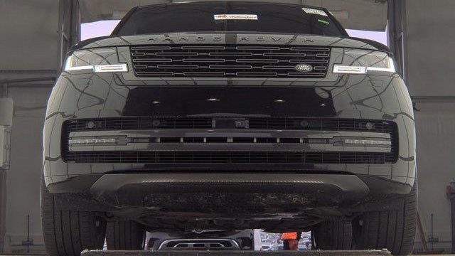 2024 Land Rover Range Rover P530 SE