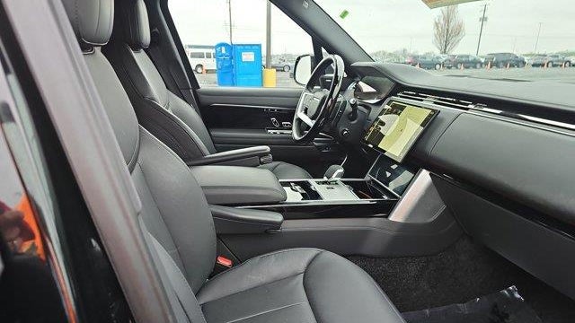 2024 Land Rover Range Rover P530 SE