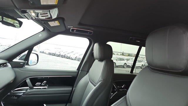 2024 Land Rover Range Rover P530 SE