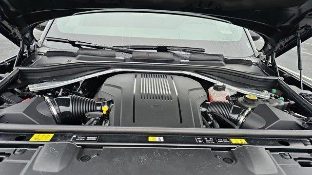 2024 Land Rover Range Rover P530 SE