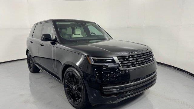 2025 Land Rover Range Rover P530 SE