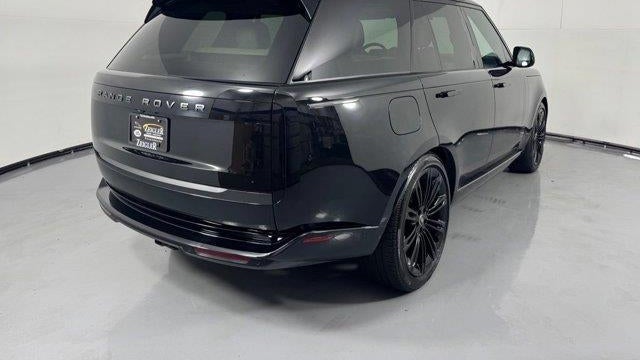 2025 Land Rover Range Rover P530 SE