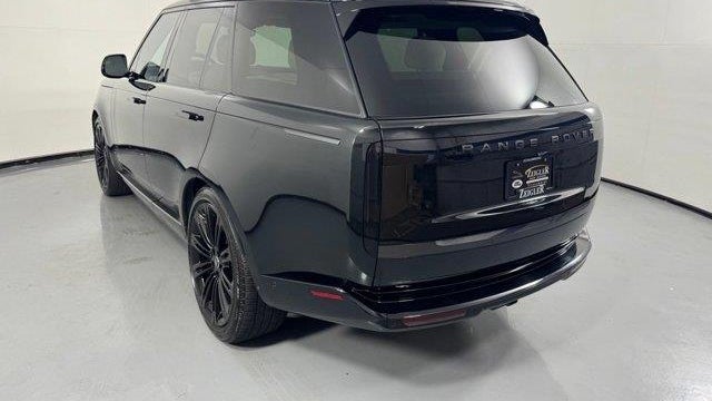 2025 Land Rover Range Rover P530 SE