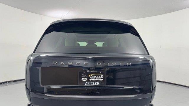 2025 Land Rover Range Rover P530 SE