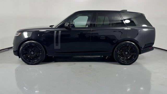 2025 Land Rover Range Rover P530 SE