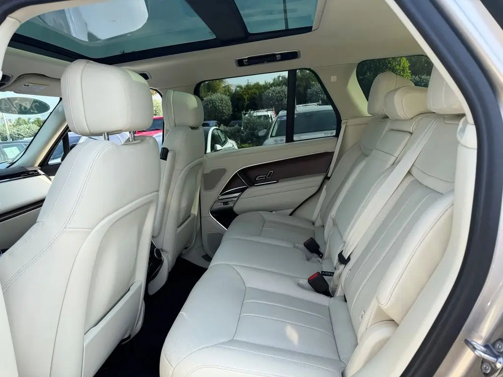 2024 Land Rover Range Rover - $92,149