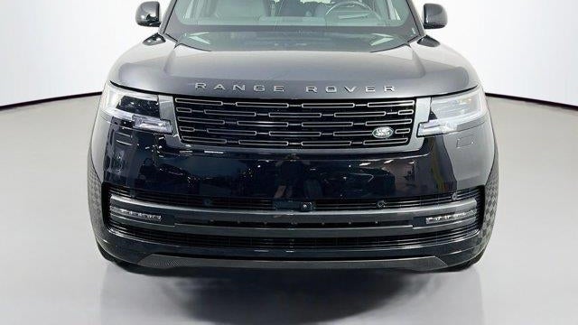 2025 Land Rover Range Rover P530 SE