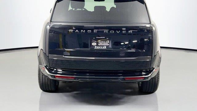 2025 Land Rover Range Rover P530 SE