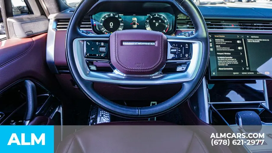 2025 Land Rover Range Rover P530 SE