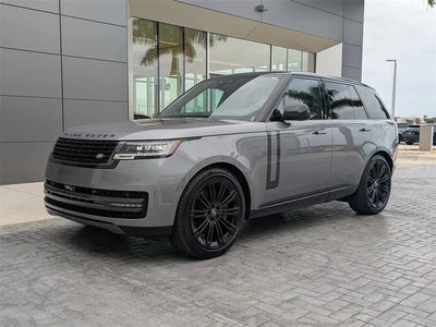 Photo of a 2025 Land Rover Range Rover AWD P530 SE 4DR SUV for sale