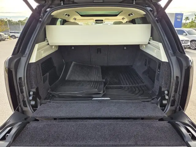 2025 Land Rover Range Rover - $111,485