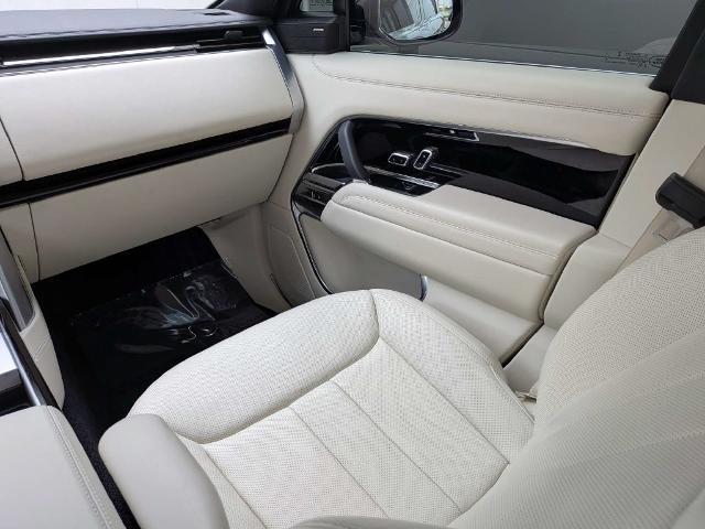 2025 Land Rover Range Rover - $98,497