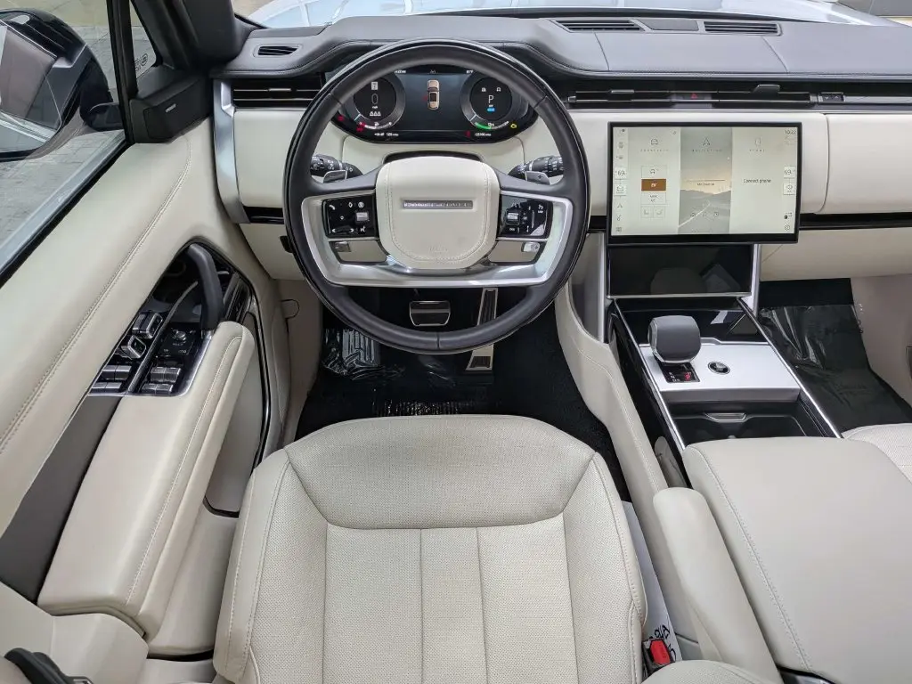 2025 Land Rover Range Rover - $98,497