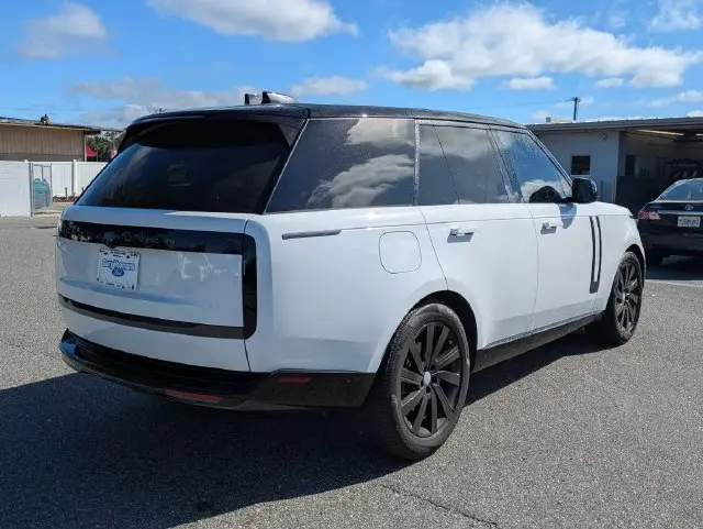2025 Land Rover Range Rover - $104,088