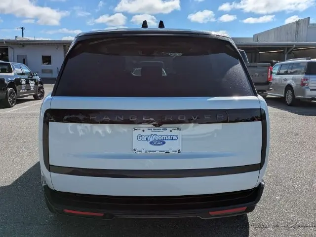 2025 Land Rover Range Rover - $104,088