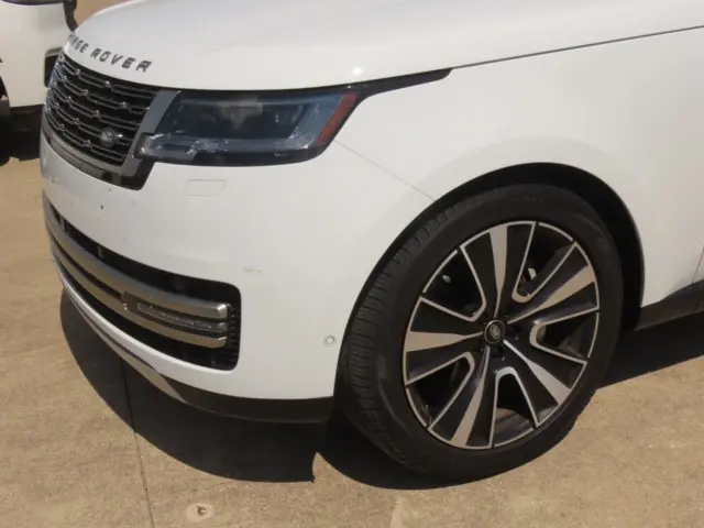 2024 Land Rover Range Rover - $89,868