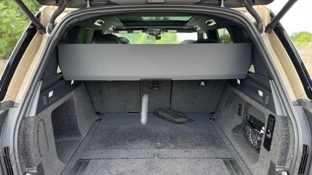 2025 Land Rover Range Rover P400 SE