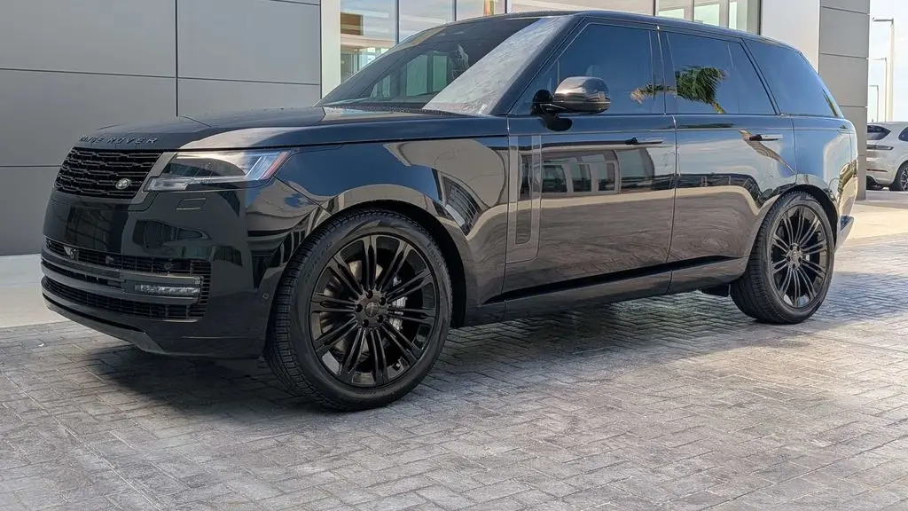 Preowned 2026 Land Rover Range Rover P400 SE for Sale