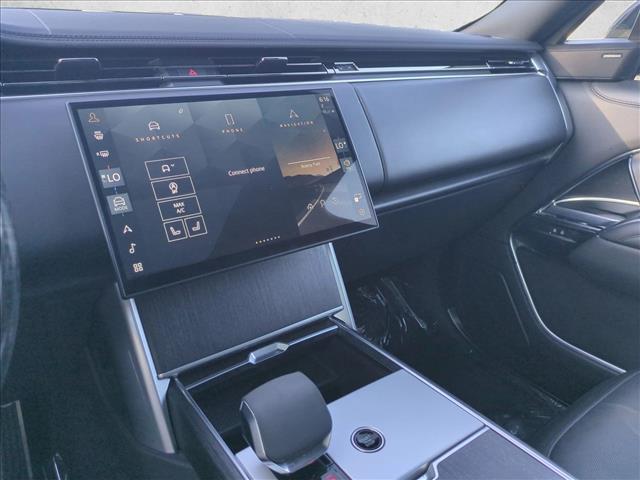 2025 Land Rover Range Rover - $99,914