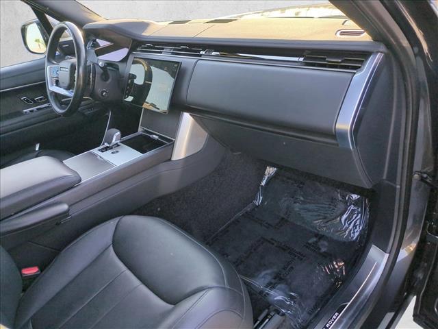 2025 Land Rover Range Rover - $99,914