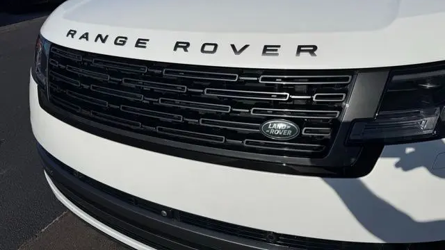 2024 Land Rover Range Rover P400 SE