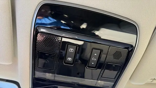 2024 Land Rover Range Rover P400 SE