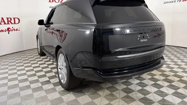 2023 Land Rover Range Rover P400 SE
