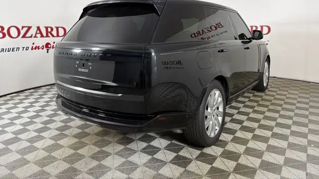 2023 Land Rover Range Rover P400 SE