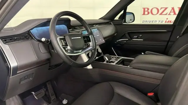 2023 Land Rover Range Rover P400 SE