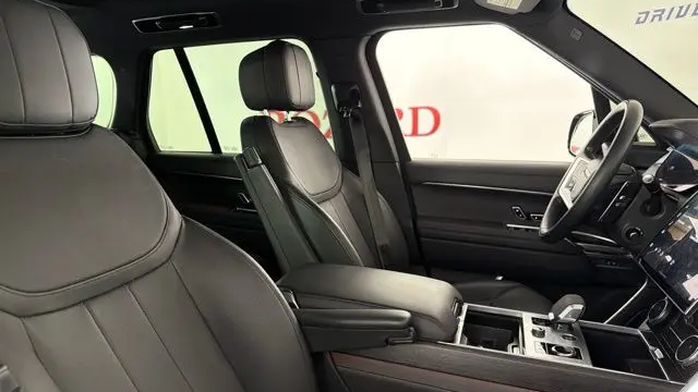 2023 Land Rover Range Rover P400 SE