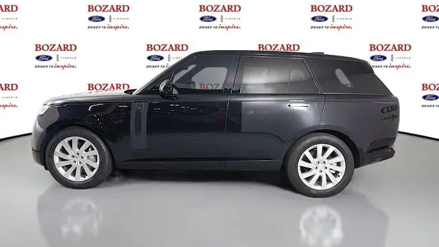 2023 Land Rover Range Rover P400 SE