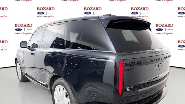 2023 Land Rover Range Rover P400 SE