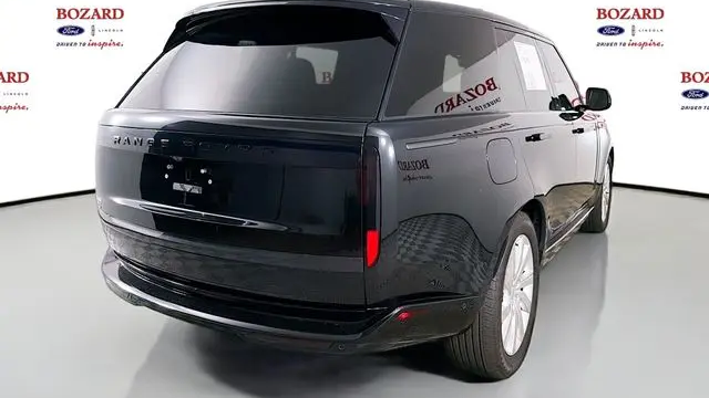 2023 Land Rover Range Rover P400 SE