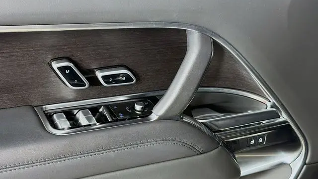 2023 Land Rover Range Rover P400 SE